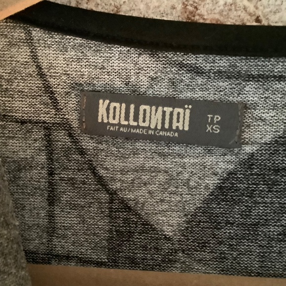 Mod black and gray geometric woman’s top - Picture 4 of 4